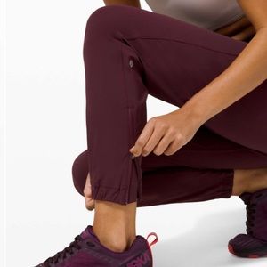 NWOT Lululemon Adapted State High-Rise Jogger Vintage Plum Size 8